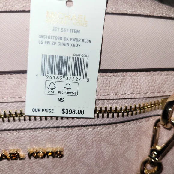 Micheal Kors cross body - Picture 2 of 2